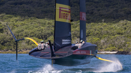 Luna Rossa Prada Pirelli Team case study hero 500x281